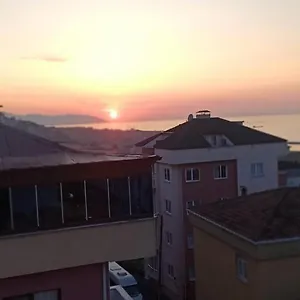 Ozgurhayat شقة فندقية